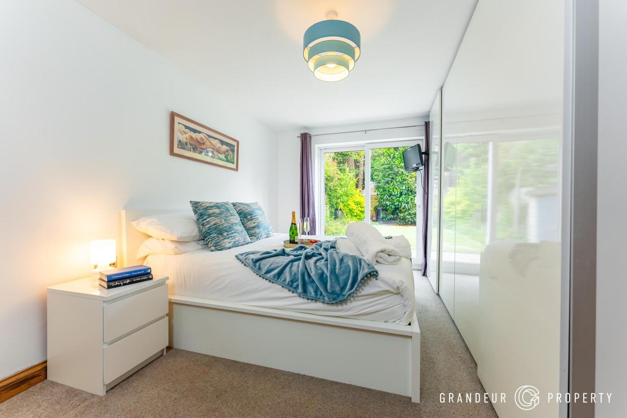Bracken Bliss By Grandeur Property Ferndown Εξωτερικό φωτογραφία