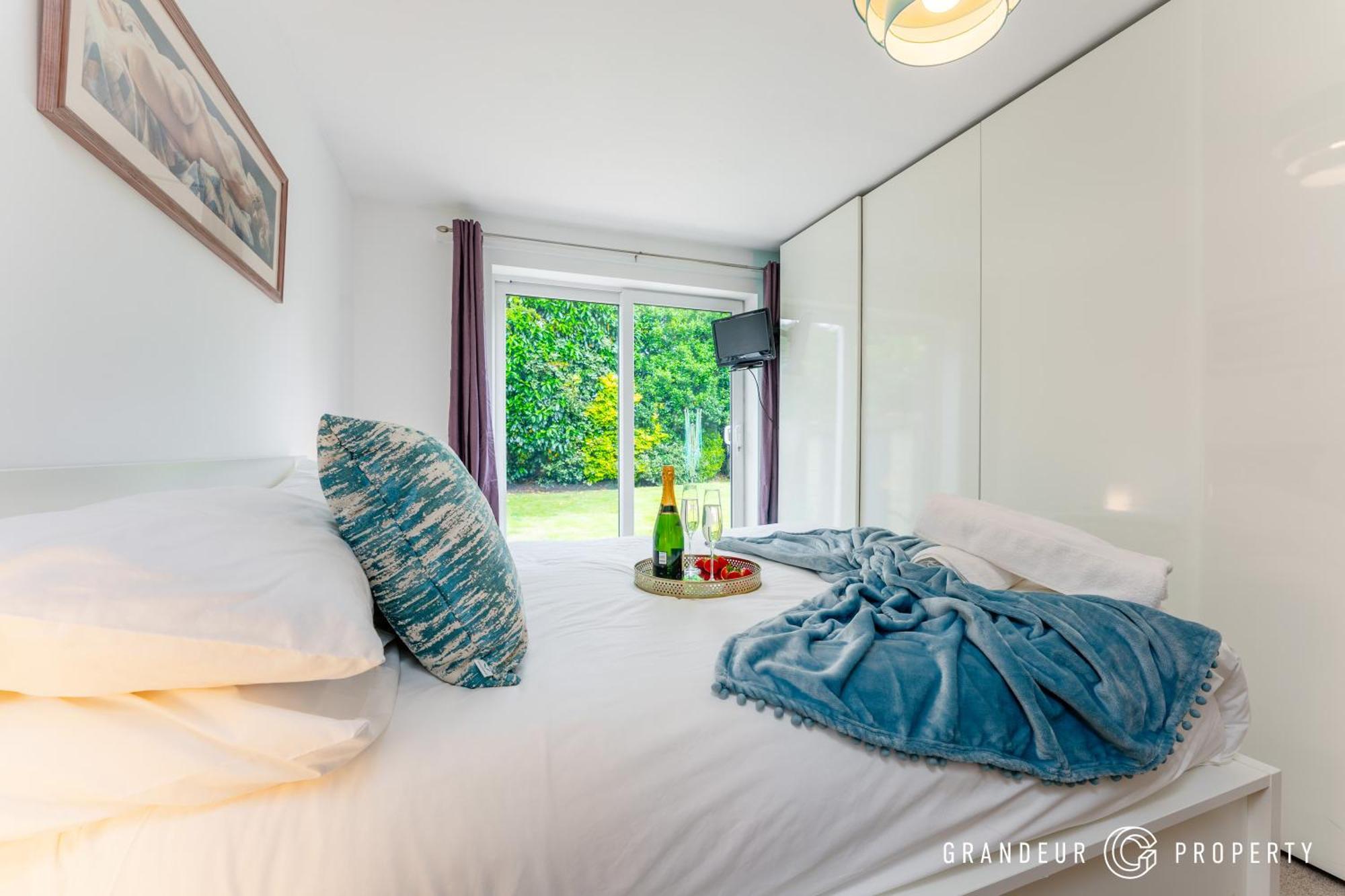 Bracken Bliss By Grandeur Property Ferndown Εξωτερικό φωτογραφία